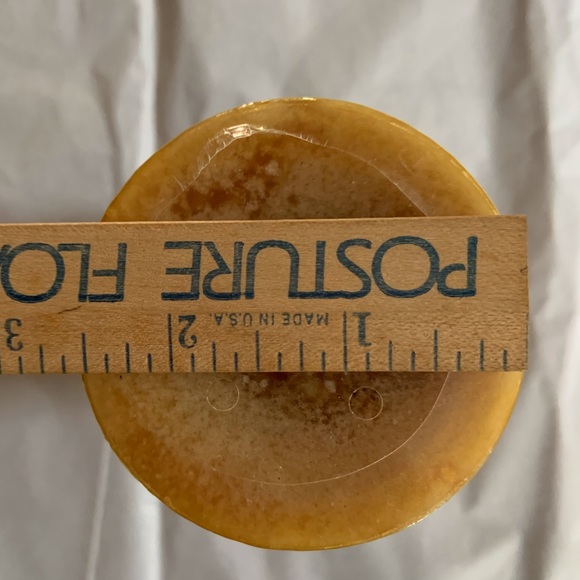 🦩NWT Charming Farmhouse Candle in Pumpkin Butter scent & beautiful caram… - Picture 2 of 5